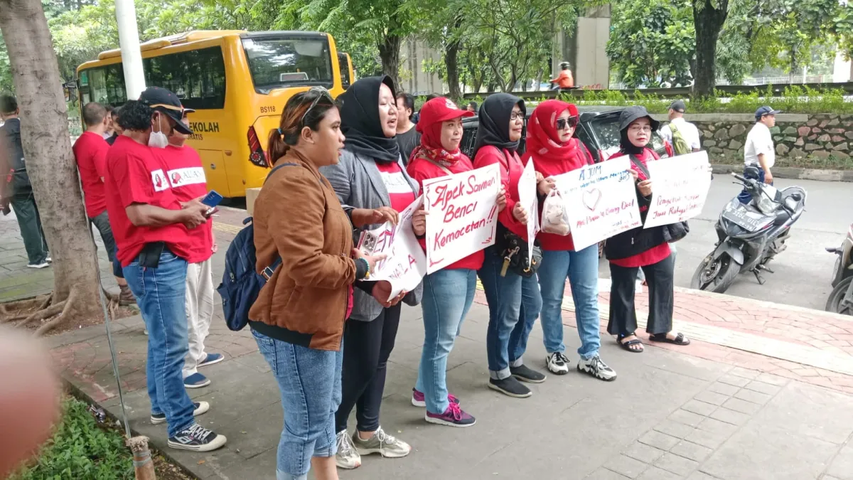 AJUM Demo di Balai Kota Jakarta, Tuntut Penanganan Kemacetan dan Kecelakaan di Jakarta Utara