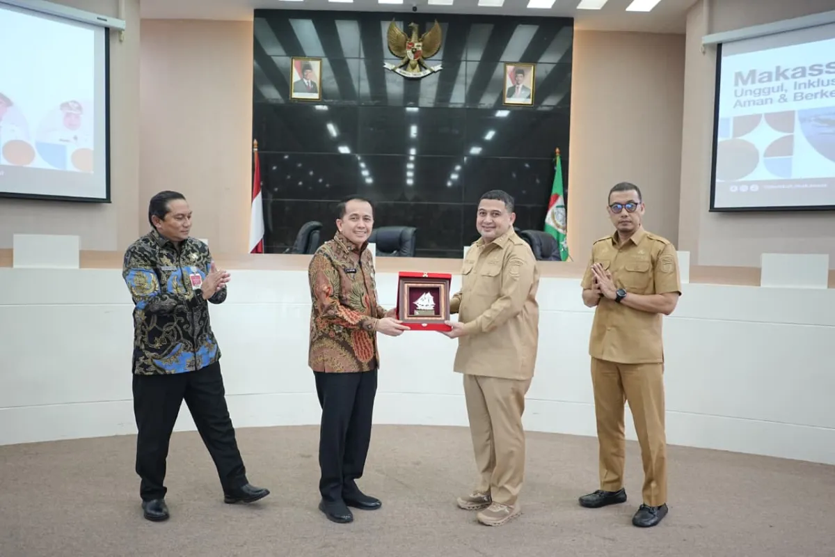 Dirjen Bina Keuangan Daerah Kemendagri Beri Arahan Penguatan Pengelolaan APBD Makassar