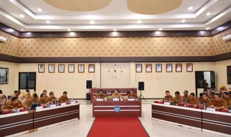 Wali Kota Payakumbuh Zulmaeta Minta OPD Tuntaskan Sampah dan Perbaiki Jalan Berlubang Tanpa Menunggu Keluhan Warga