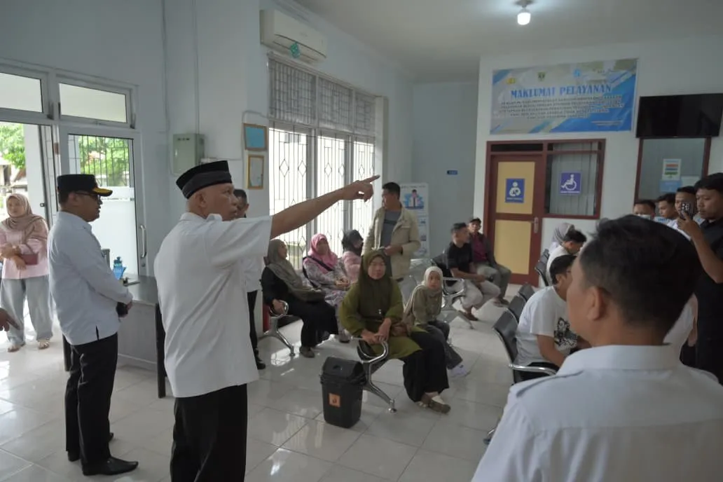 Sidak di Samsat Padang Panjang, Gubernur Sumbar Tekankan Keterbukaan Informasi Layanan