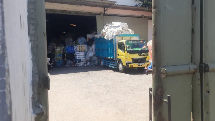 Pabrik Pengolahan Plastik di Serang Baru Diprotes Warga, DPRD Sebut Tak Sesuai RTRW dan Diduga Belum Berizin