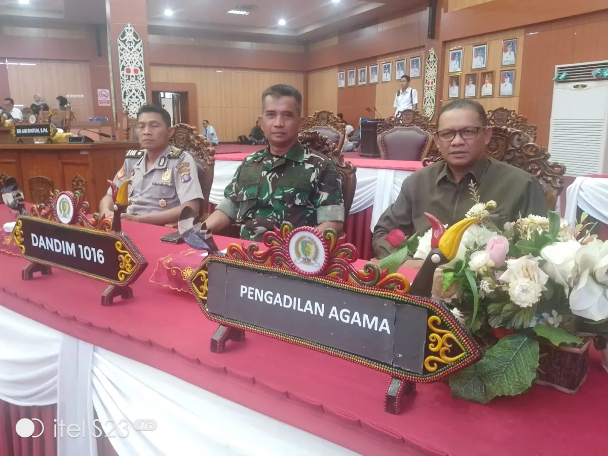 Polresta Palangka Raya Hadiri Rapat Paripurna DPRD, Dukung Kelancaran Agenda Pemerintahan Daerah