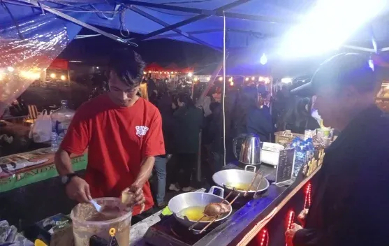 UMKM Kue Tradisional Minahasa Berkembang di Destinasi Wisata Kuliner Kawangkoan Ba’ombong