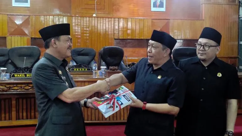 Wakil Bupati Bengkulu Selatan Hadiri Paripurna DPRD untuk Penyampaian LKPj Bupati 2025