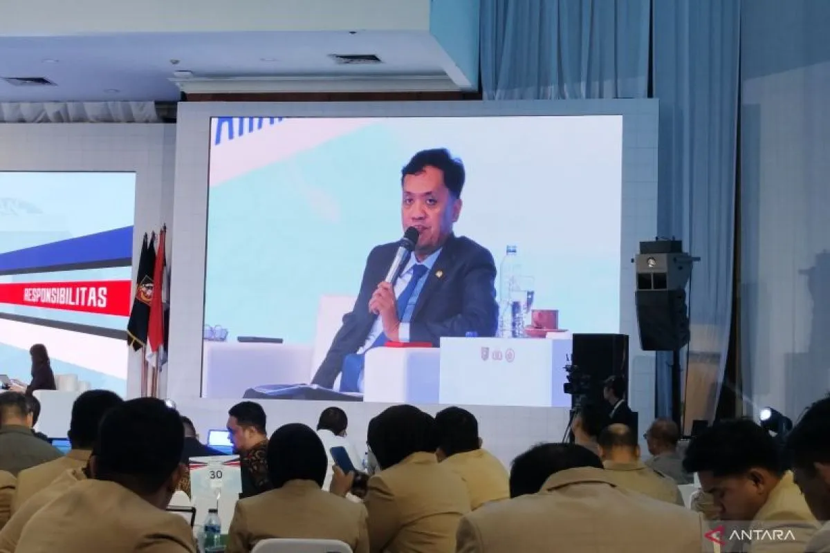 Ketua Komisi III DPR Apresiasi Keterbukaan Polri dalam Menindak Pelanggaran Personel