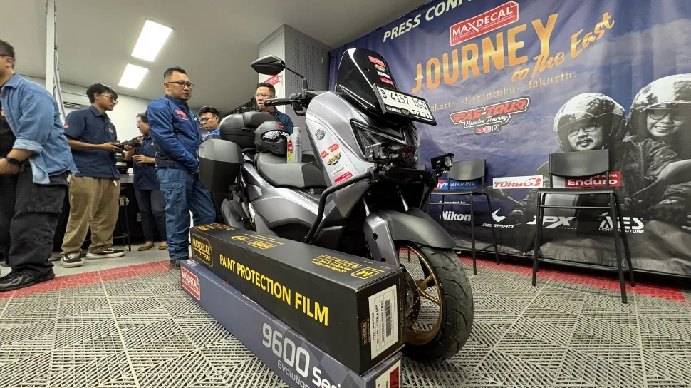 Maxdecal Luncurkan Program Foodie, Gandeng Pasutri Touring Promosikan UMKM Kuliner Indonesia Timur