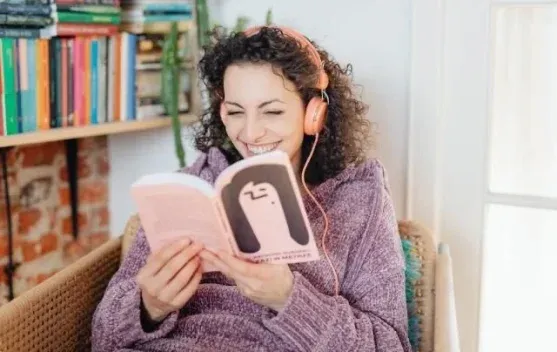 Reading Soundtrack, Cara Menikmati Buku dengan Iringan Musik untuk Menguatkan Suasana Cerita