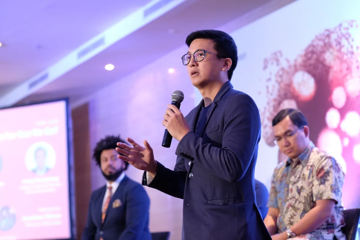Perkembangan AI dan Chatbot: Kekhawatiran, Peluang Kerja Baru, dan Tuntutan Adaptasi Industri
