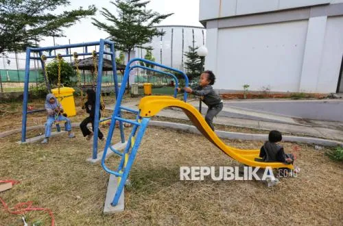 Orang Tua di Semarang Dukung Pembatasan Media Sosial untuk Anak di Bawah 16 Tahun