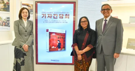 Novel "Gadis Kretek" Terbit dalam Bahasa Korea dan Diluncurkan di Seoul