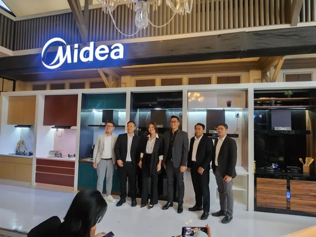 Midea Luncurkan Kitchen New Collection, Tawarkan Kompor Tanam dan Cooker Hood dengan Fitur Keamanan dan Perawatan Praktis