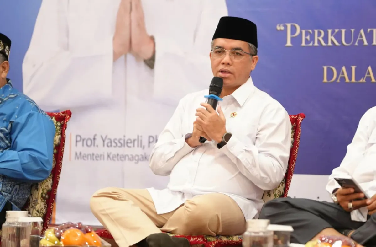 Menaker Yassierli Minta Layanan Kemnaker Bebas Gangguan dan Mudah Diakses Pekerja