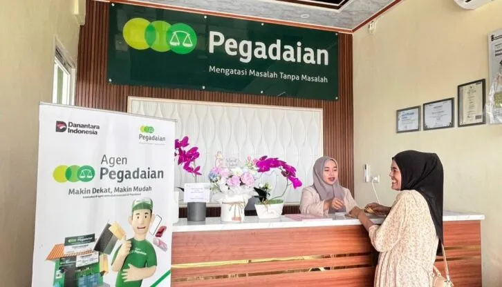 Agen Pegadaian di Pangkep Perluas Akses Layanan Keuangan, Fajriani Layani Nasabah 24 Jam