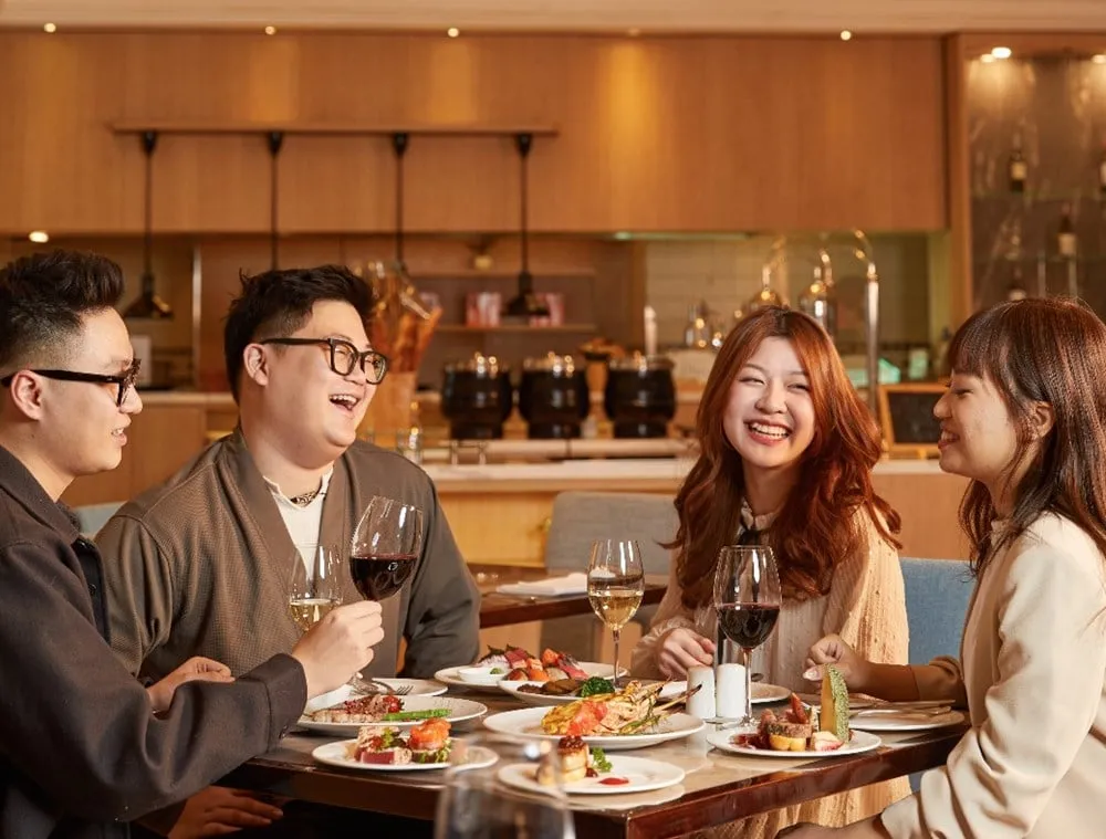 Eat Out with Marriott Bonvoy kembali di Vietnam, mengubah “makan di luar” menjadi perjalanan kuliner lintas kota
