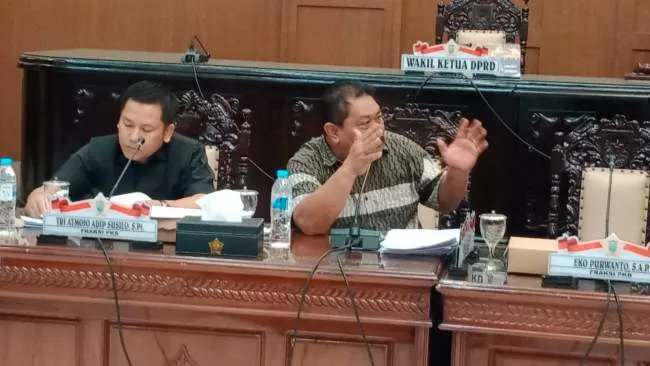 Ryadlus Sholihin Firdaus Dorong Evaluasi Kinerja OPD dan Transparansi Anggaran dalam Pembahasan LKPJ Wali Kota Probolinggo 2025
