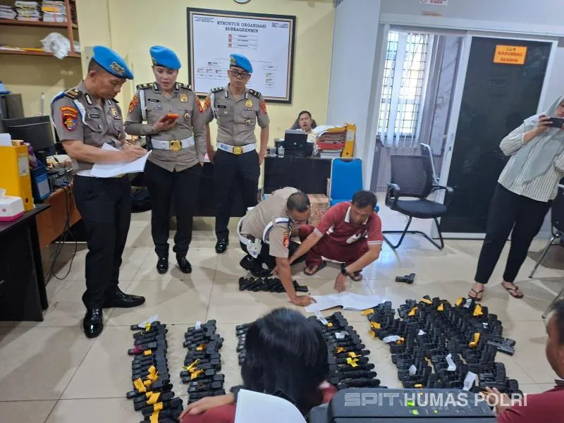 Polda Sumsel Audit Menyeluruh Senjata Api Dinas untuk Perkuat Pengawasan Internal