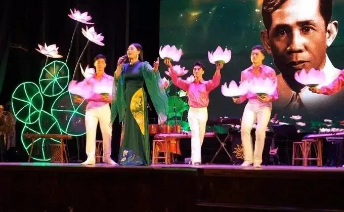 Lagu Penghormatan untuk Le Duẩn Akan Dipentaskan di Quang Tri, Berawal dari Puisi Sang Cucu