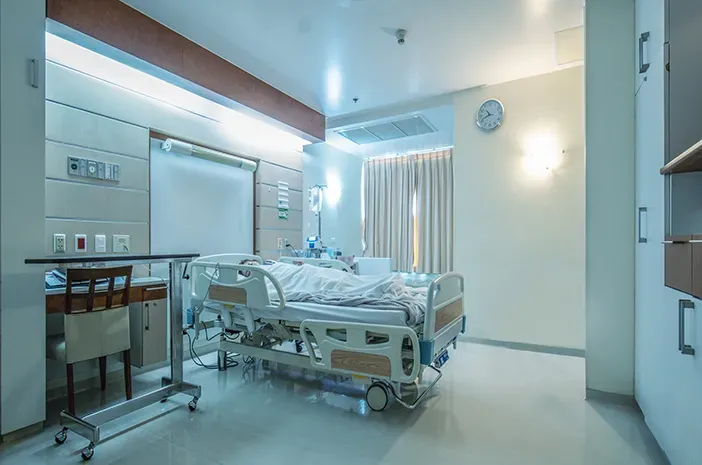 Mengenal ICU: Kondisi Kesehatan yang Umumnya Memerlukan Perawatan Intensif