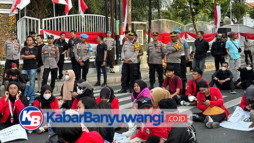 Ratusan Personel Diterjunkan, Aksi Mahasiswa di Banyuwangi Berlangsung Kondusif