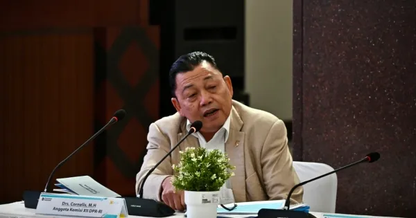 Kunjungi PLN UID Jabar, Cornelis Pertanyakan Kontribusi Keuangan dan Pemerataan Program Listrik Desa
