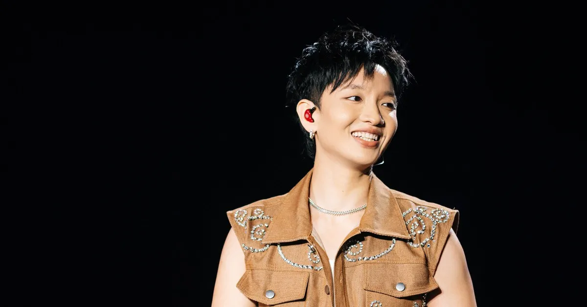 Konser “Spinning Around” Hoang Dung di Ho Chi Minh City: Panggung yang Lebih Matang dan Momen Lamaran di Lagu “Ly Giai”