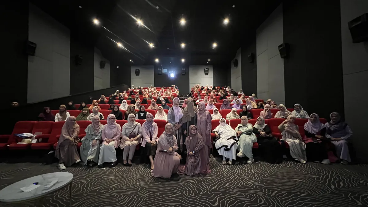 Komunitas Mental Health Bogor Gelar Hypnotherapy Massal, Ratusan Perempuan Ikut Sesi Pemulihan Luka Batin