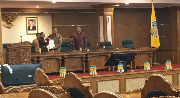 DPRD Bali Serahkan Rekomendasi Pansus TRAP kepada Gubernur untuk Ditindaklanjuti