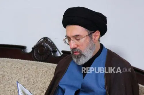 Mojtaba Khamenei Perintahkan Selat Hormuz Tetap Ditutup, Serukan Penutupan Pangkalan AS di Kawasan