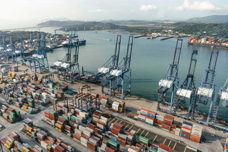 Panama Ambil Alih Pelabuhan CK Hutchison di Tengah Meningkatnya Ketegangan AS–China