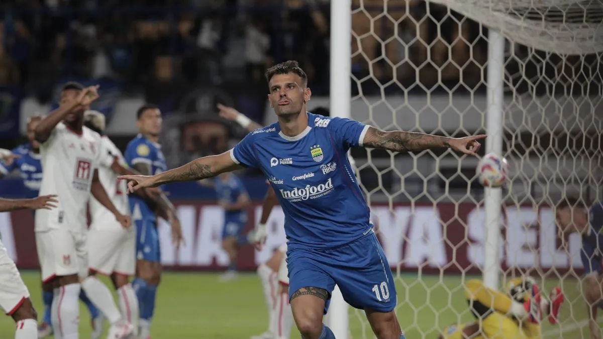 Tyronne del Pino Tanggapi Rumor Hengkang dari Persib: Pilih Fokus Akhiri Musim