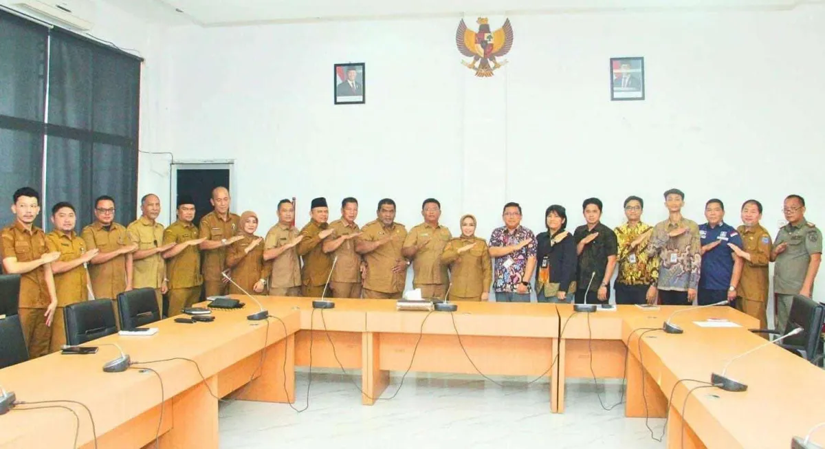 Bupati Labuhanbatu Minta OPD Terbuka dalam Pemeriksaan Pendahuluan LKPD 2025 oleh BPK