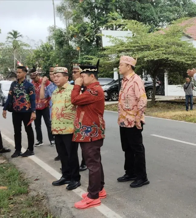 Bupati Kapuas Tinjau Progres Pembangunan Gedung Koperasi Merah Putih di Selat Tengah