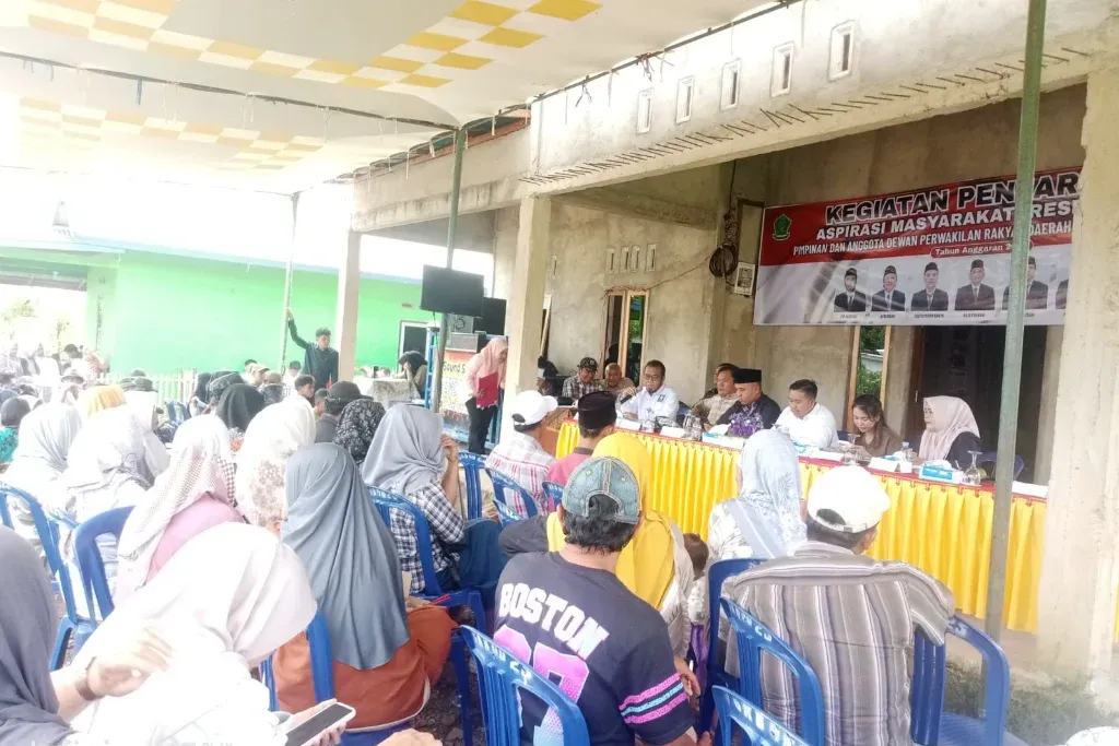 Reses DPRD Lebong di Desa Danau Liang, Warga Usulkan Perbaikan Infrastruktur Pertanian dan Jaringan Internet