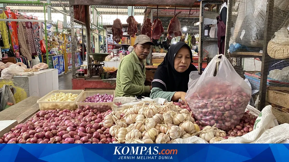 Jelang Idul Adha, Harga Bumbu Dapur di Malang Naik Tajam dan Omzet Pedagang Menurun