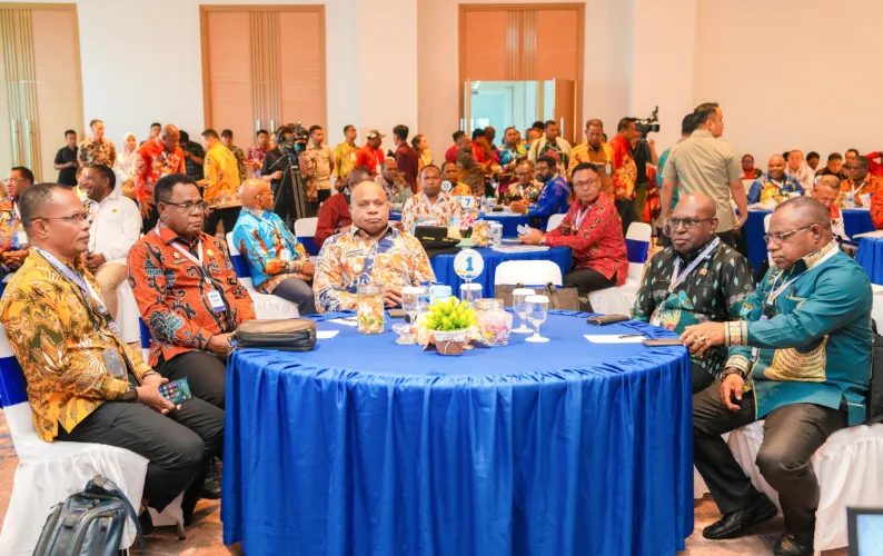 Gubernur Papua: RUPS Bank Papua Momentum Strategis Menentukan Arah Masa Depan