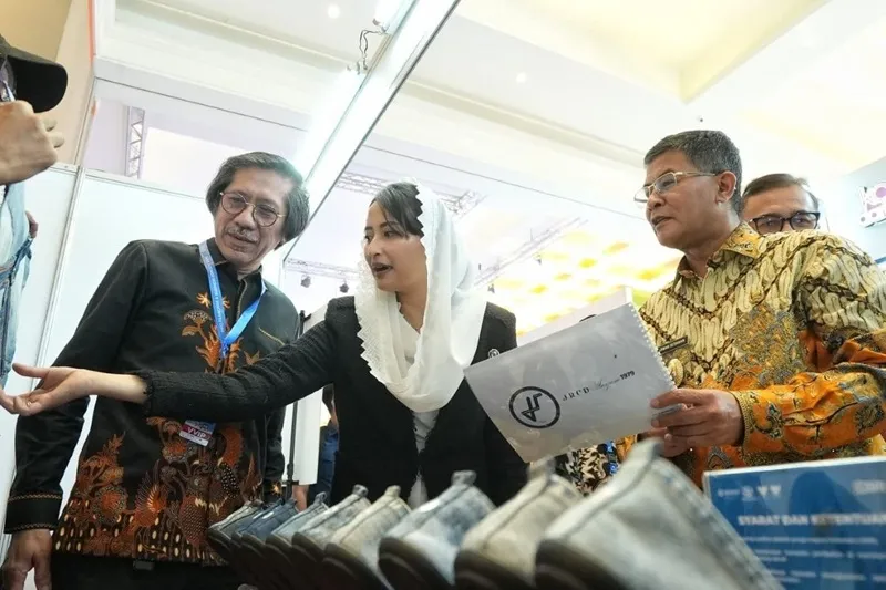 Wagub Jabar Dorong Regulasi Afirmatif agar Kuliner Lokal Lebih Mampu Bersaing di Mal