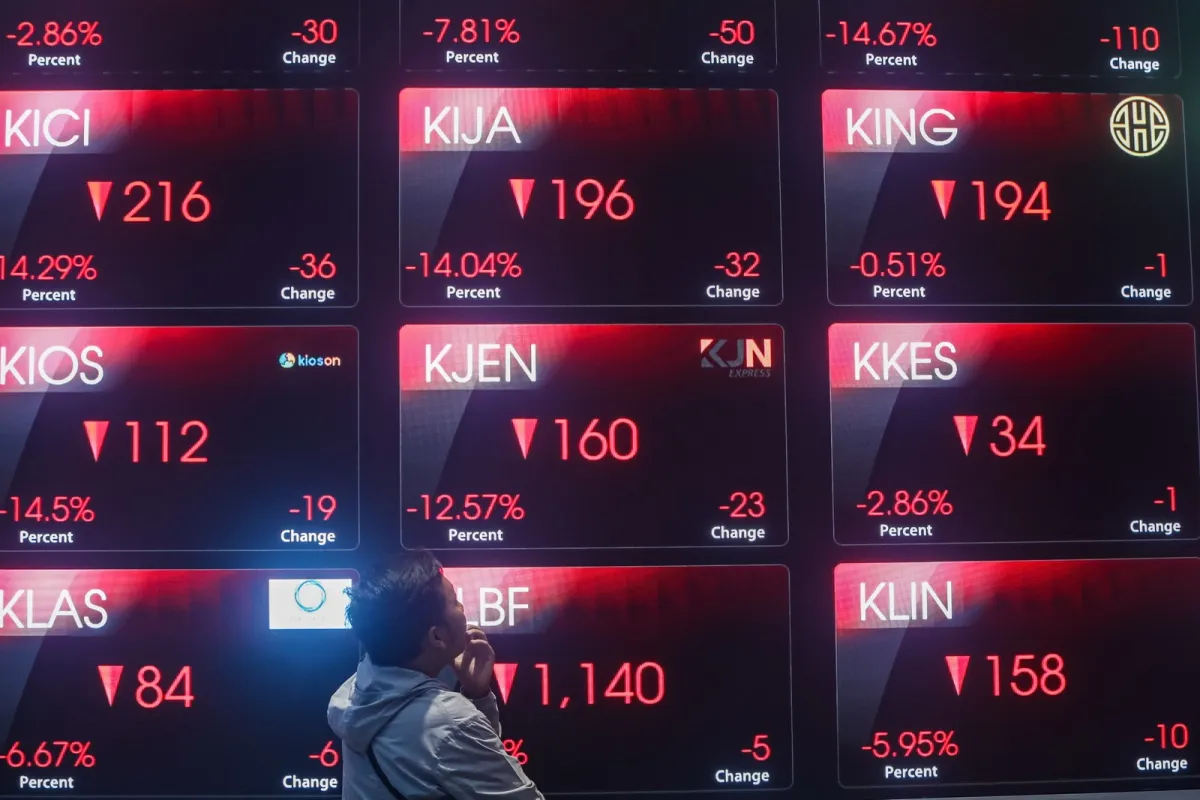 OJK Denda Influencer Saham Rp5,35 Miliar atas Manipulasi Harga, 32 Kasus Lain Masih Didalami