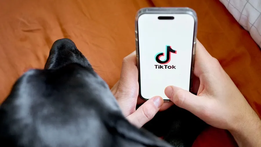 Memahami Algoritma TikTok 2026: Watch Time dan Interaksi Jadi Kunci Masuk FYP