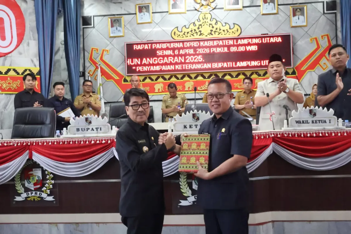 Hamartoni Ahadis Sampaikan Pendapat Akhir soal Rencana Tata Ruang Wilayah Lampung Utara