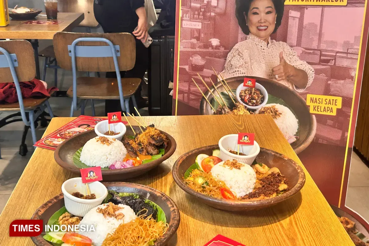 The People’s Cafe Kolaborasi dengan Bu Rudy, Hadirkan Tiga Menu Khas Jawa Timur