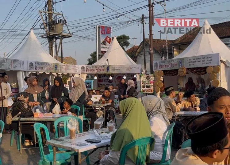 Pasar Kuliner Jadul Meriahkan Buka Luwur Sunan Kudus, UMKM Sajikan Aneka Jajanan Tradisional