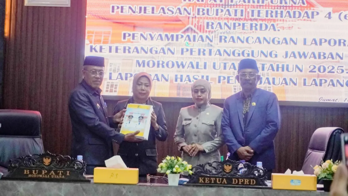 Wabup Morowali Utara Hadiri Paripurna DPRD, Bahas Empat Ranperda dan LKPJ 2025