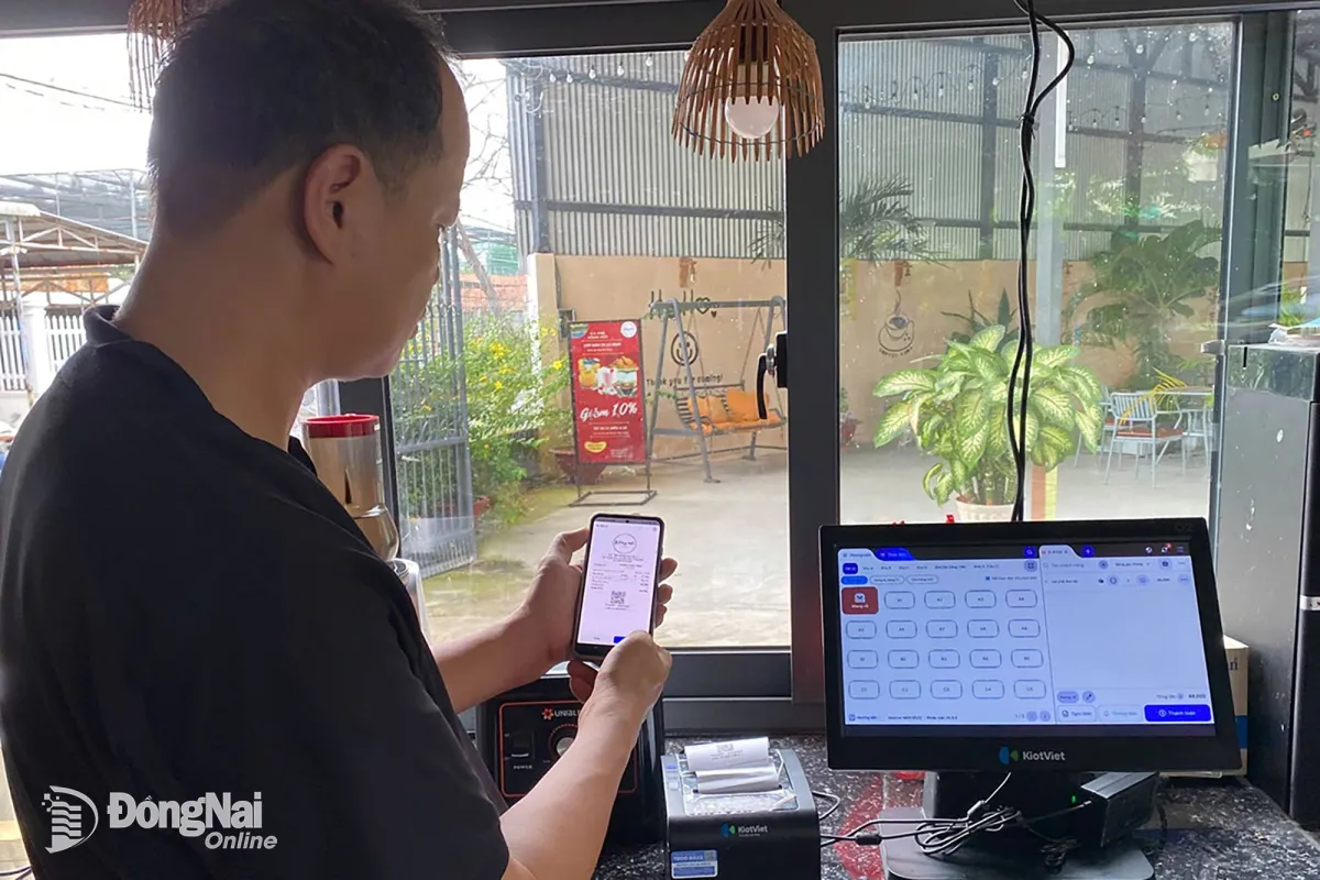 Otoritas Pajak Koordinasi Implementasi Faktur Elektronik dari Mesin Kasir untuk Usaha Rumah Tangga