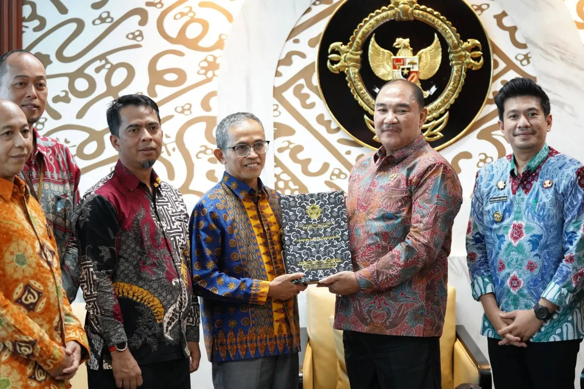 Ketua DPRD Bengkulu Utara Hadiri Penyerahan LHP BPK, DPRD Siap Tindak Lanjut Rekomendasi