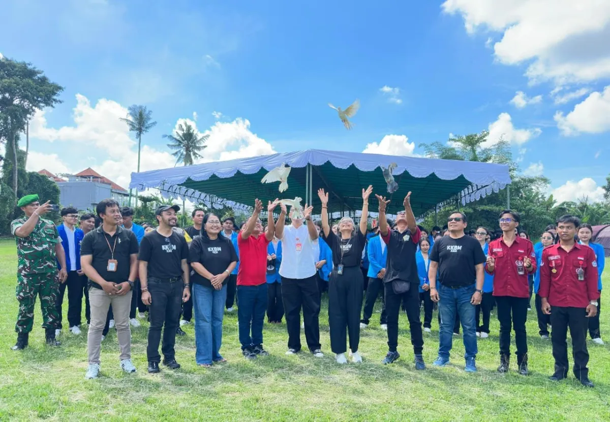 FH Universitas Warmadewa dan BEM Gelar Pengabdian Masyarakat Berbasis KKBM XXIX di Tabanan, Soroti Kekerasan Remaja