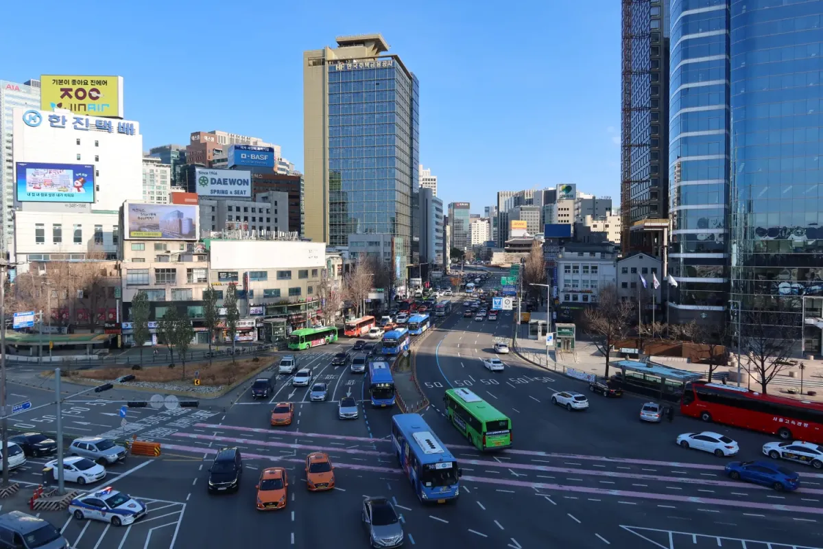 Korea Selatan Perketat Rotasi Kendaraan Sektor Publik untuk Antisipasi Gangguan Pasokan Minyak