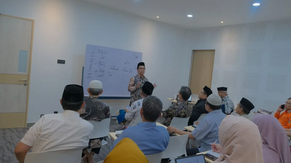Unhas Gelar Kelas Perdana Bahasa Arab untuk Pimpinan, Perkuat Diplomasi Akademik