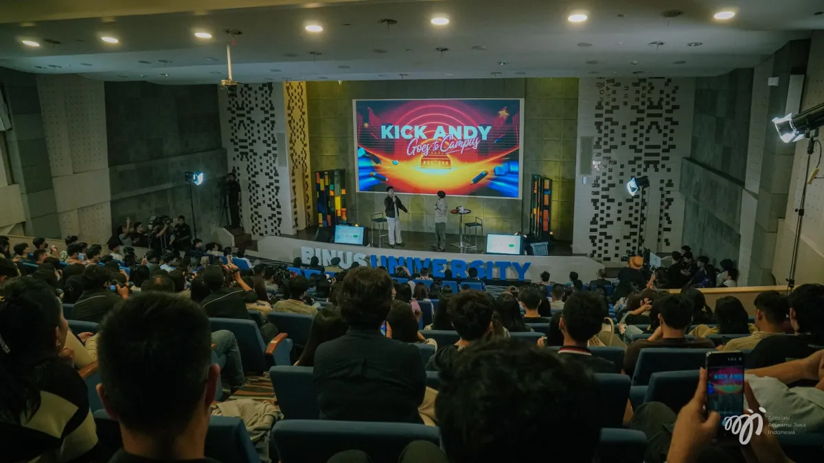 AAJI Gandeng Kick Andy Goes to Campus Gelar Literasi Keuangan dan Salurkan Bantuan Pemulihan Pascabencana di Sumatra