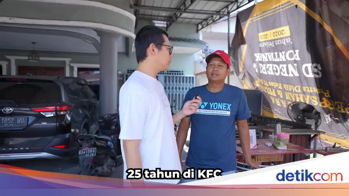 25 Tahun Jadi Manajer KFC, Seorang Pria Kini Berjualan Ayam Goreng Kaki Lima