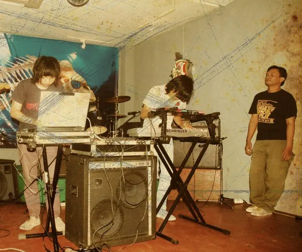 Microbot Rilis Digital Album “Color Of” pada 2026, Rekam Jejak Awal Skena Elektronik Indonesia